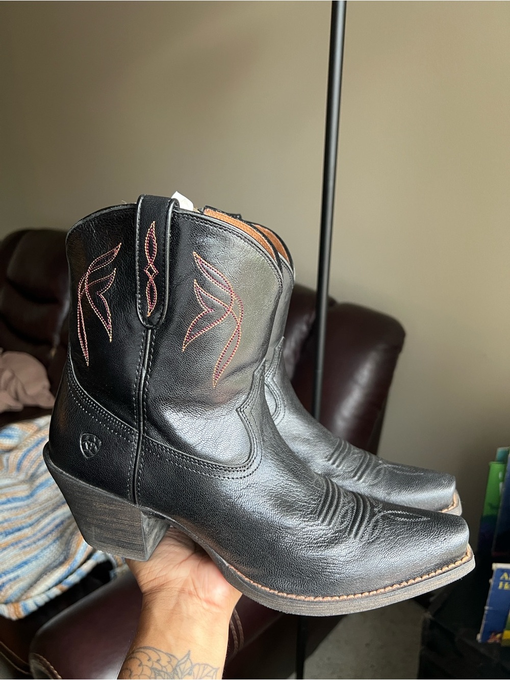 Ariat women boots size 9.5